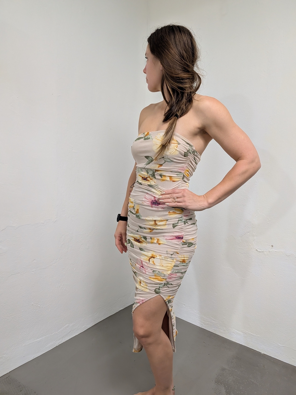 Fashion Nova Strapless Floral Ruched Midi Dress in Cream (M)
